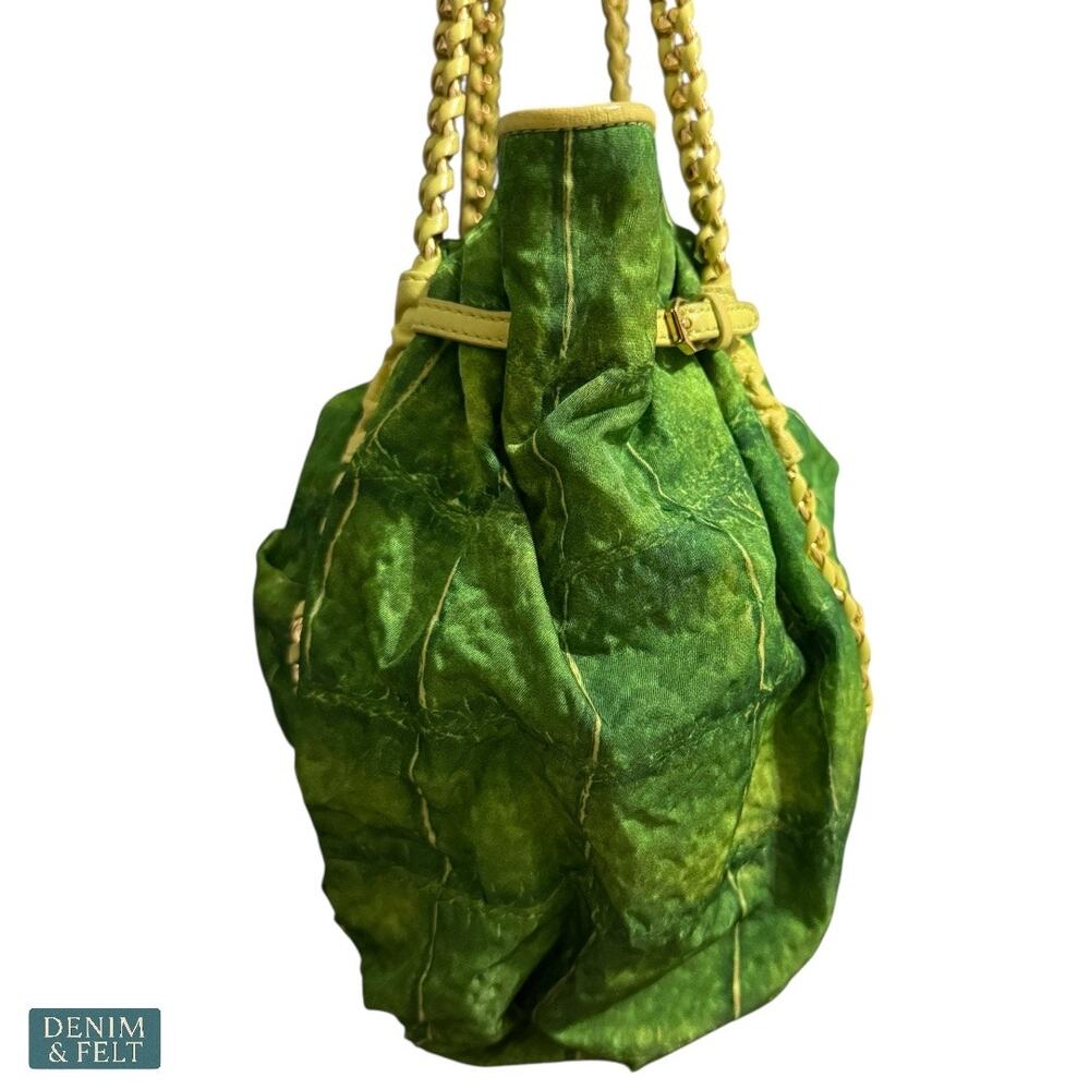 MCM Green Leather Shoulder Bag Gold Chain Handles Vintage Rare Purse Tote - Picture 6 of 16